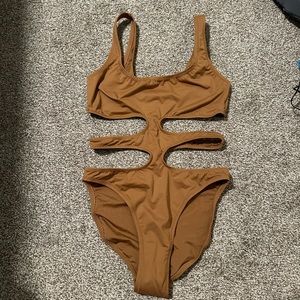 Skims cut out swim